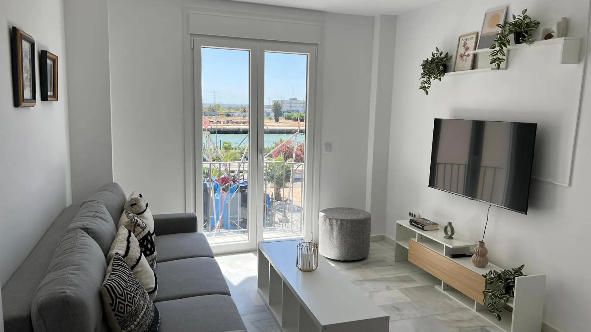 Apartment Ginva - Apartamento En Pleno Centro 3 El Puerto de Santa Maria Spain