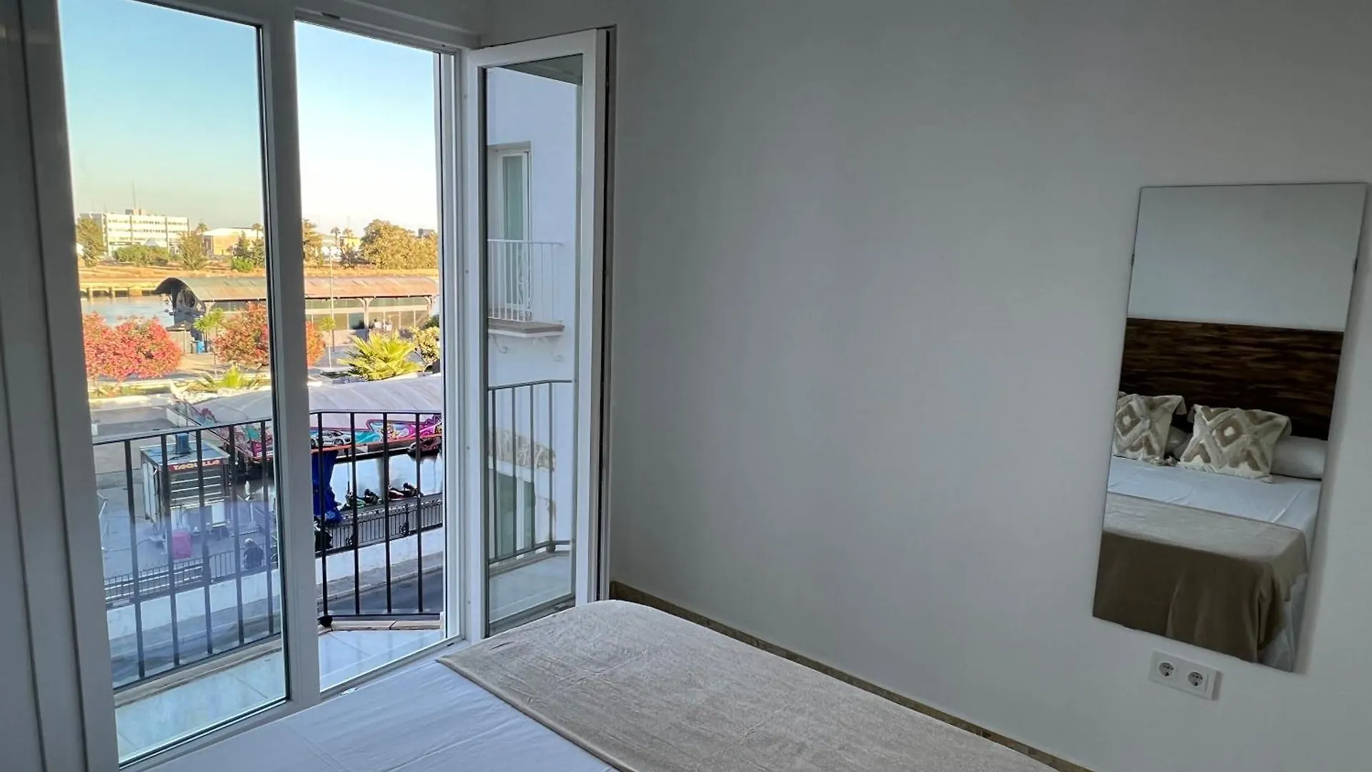 Apartment Ginva - Apartamento En Pleno Centro 3 El Puerto de Santa Maria